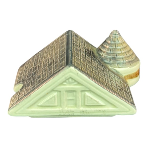 Vintage Otagiri Handcrafted Ceramic House Figurine - Picture 13 of 13